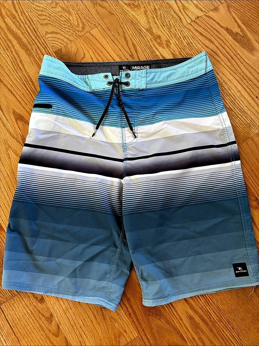 Rip Curl Mirage Striped Board Shorts in Blue & White Size 16 Like New